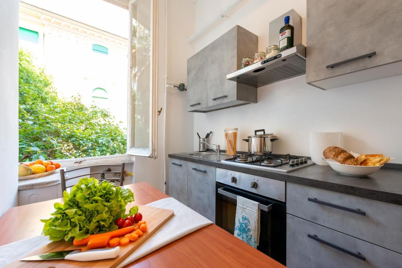 Casa Giovanna - Centrale Vista Porto Carlo Riva Рапало Екстериор снимка